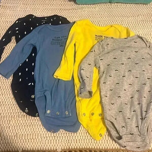 4pk - Carter’s - Bodysuits Long Sleeve Bundle - 6M